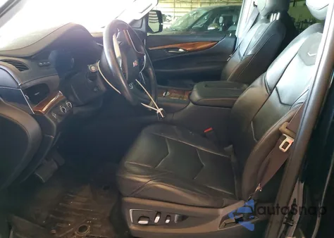 2017 Cadillac Escalade Esv Premium Luxury z USA, uszkodzony, nr VIN 1GYS4JKJ2HR141114